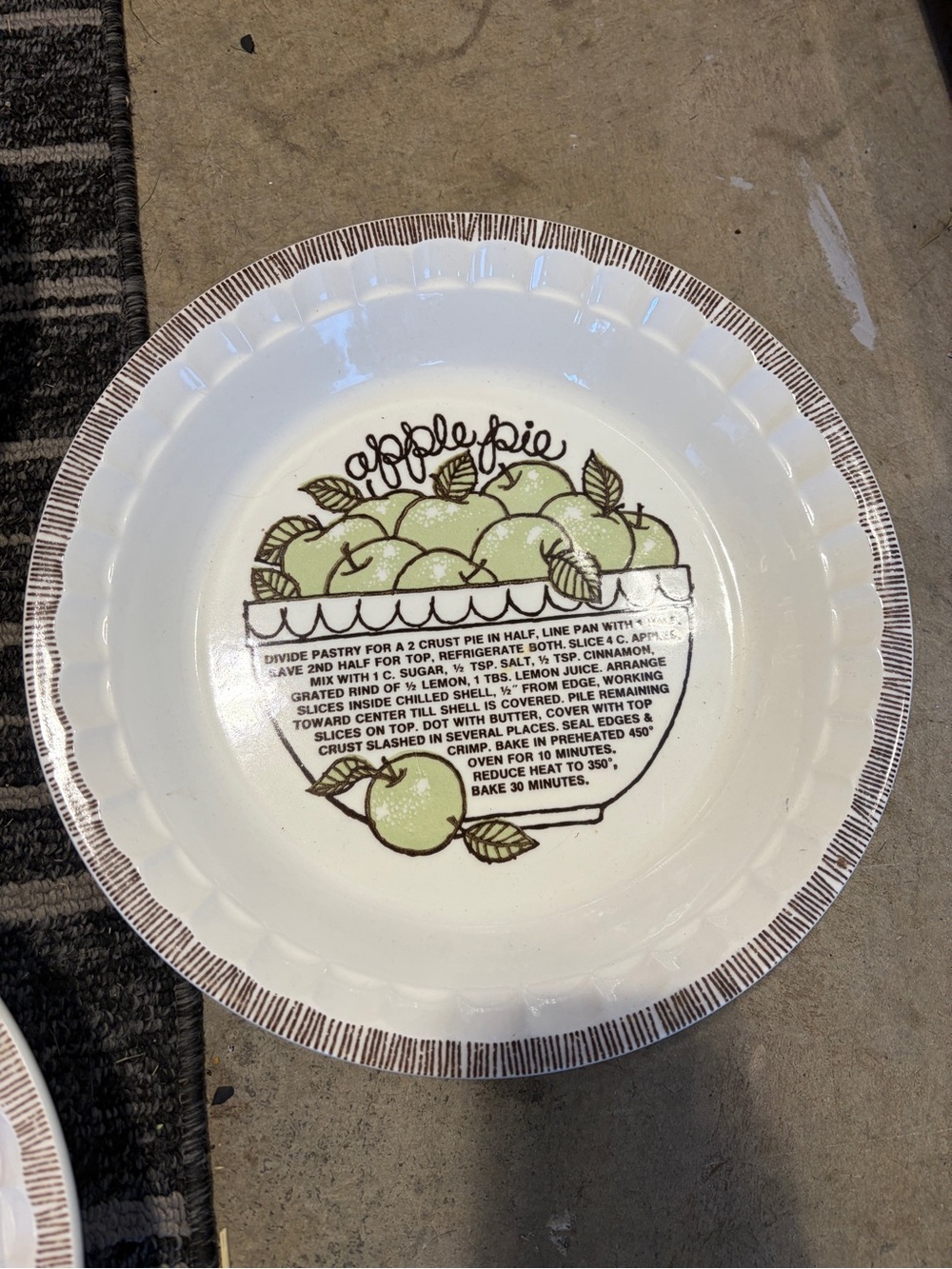 Royal China Apple Pie Plate